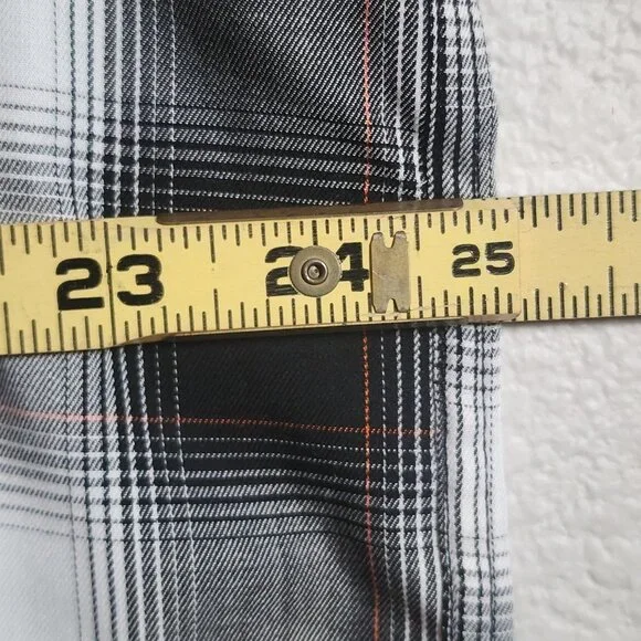 Dixxon Flannel Company Shirt Mens XL Black White Ross Alley Bamboo Blend Plaid - Picture 10 of 10